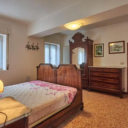 Marta - Gla160 By Interhome * Gera Lario