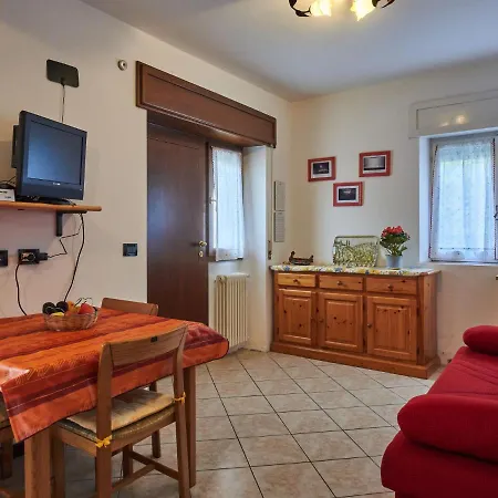 Marta - Gla160 By Interhome Gera Lario